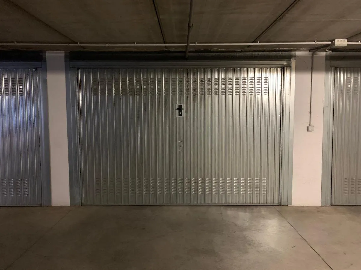 Navigli, 90 Square Meters, Free Parking Ripa Ticinese Apartment Milan