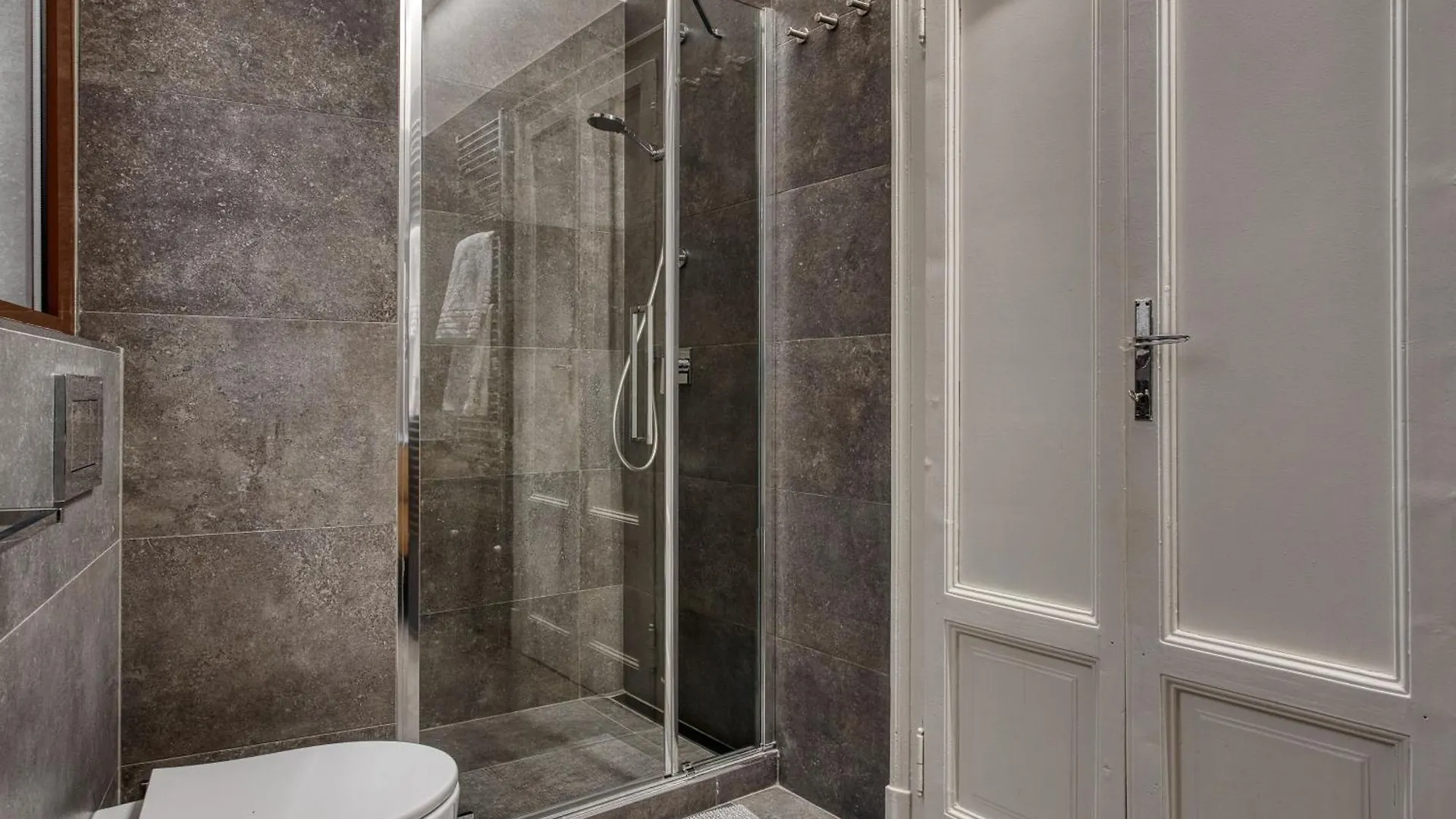 Navigli, 90 Square Meters, Free Parking Ripa Ticinese Apartment Milan 0*,  Italy