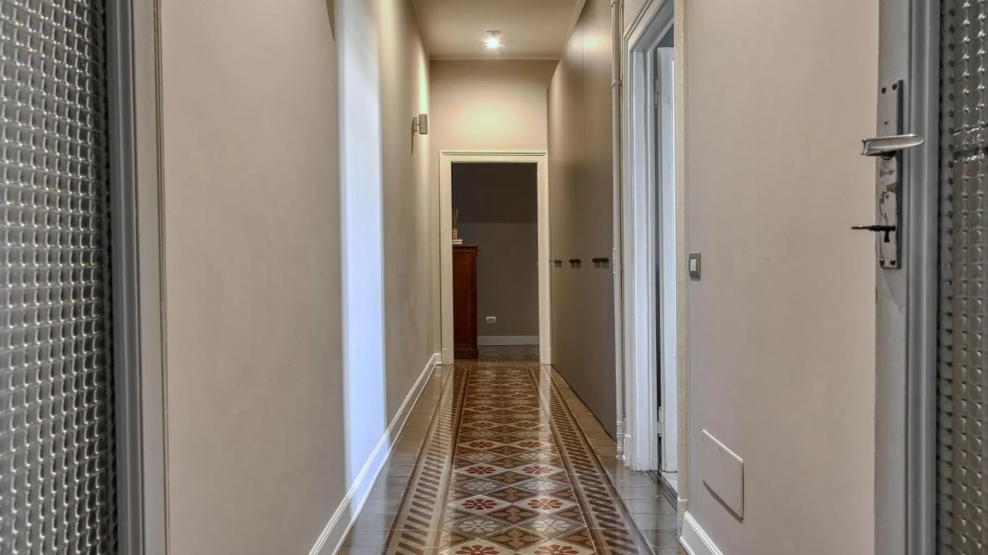 Navigli, 90 Square Meters, Free Parking Ripa Ticinese Apartment Milan